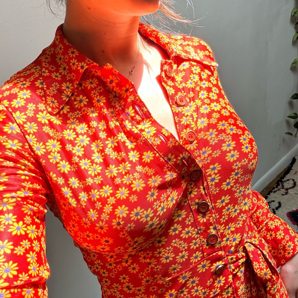 Vintage 70s  printed mini wrap dress